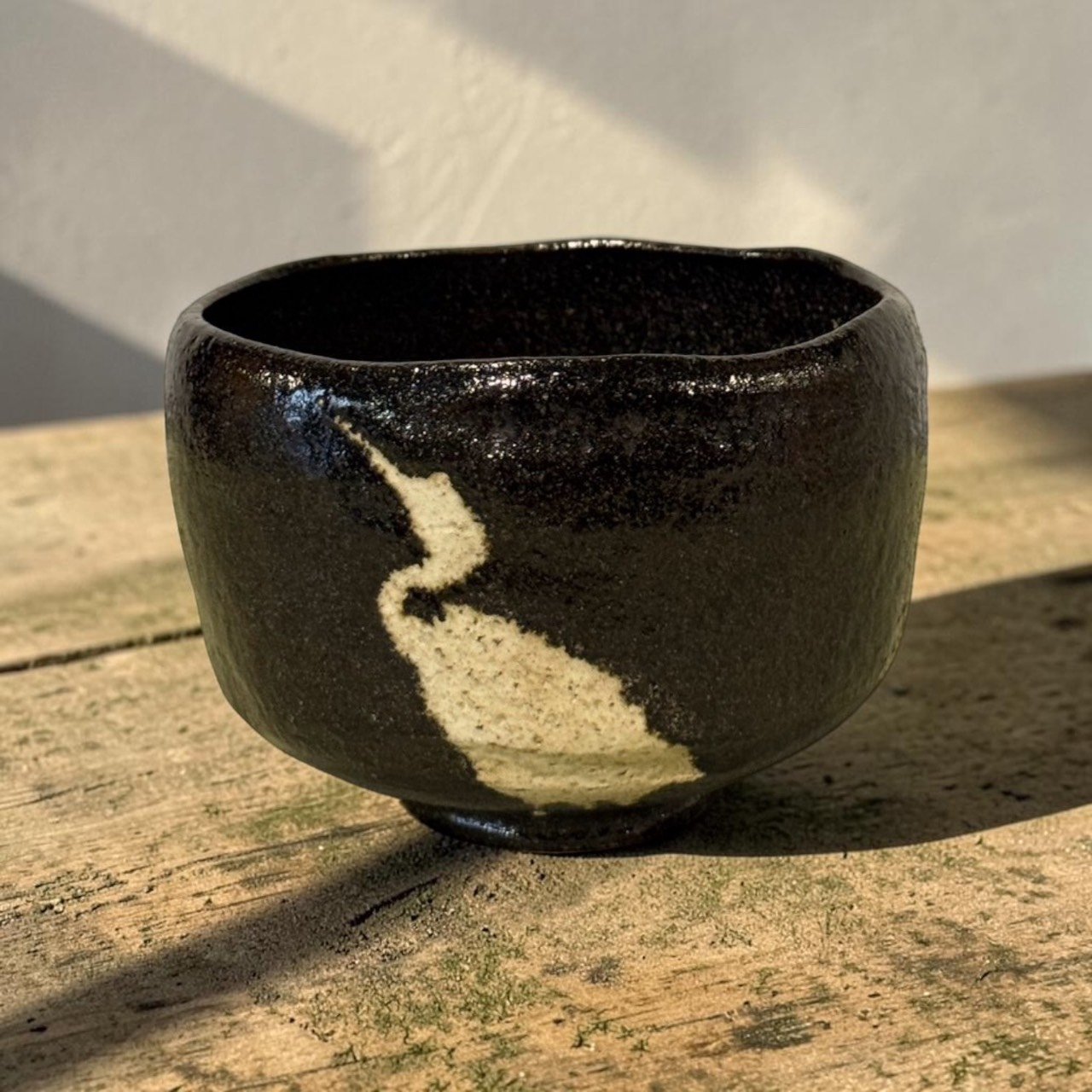 黑樂白鶴紋抹茶茶碗